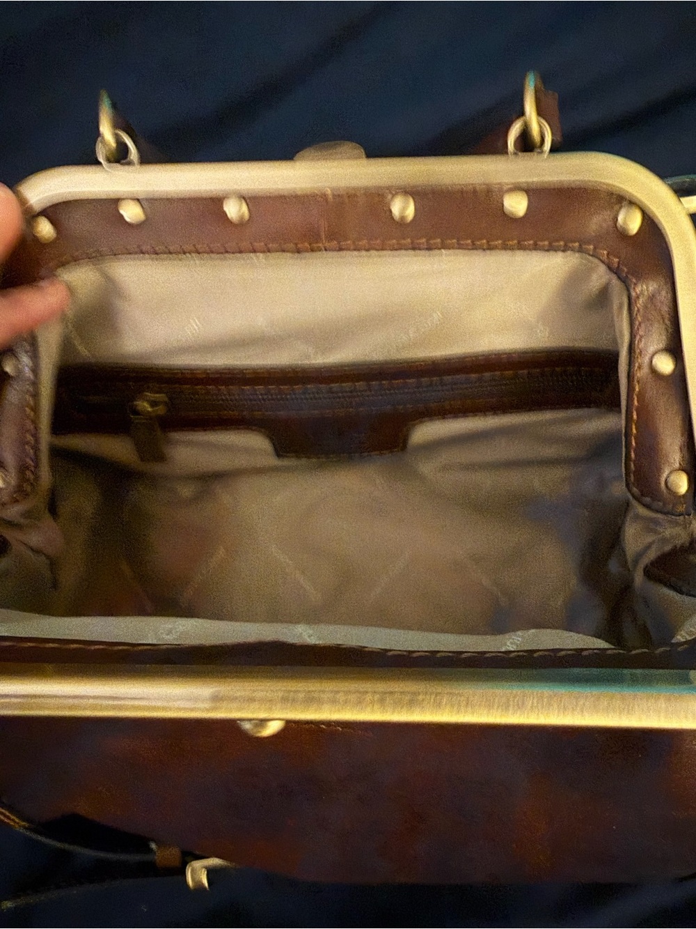 Gianni Conti Brown Leather Frame-Top Crossbody Bag - Picture 7 of 11